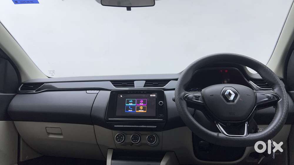 Renault Triber Rxt, 2022, Petrol