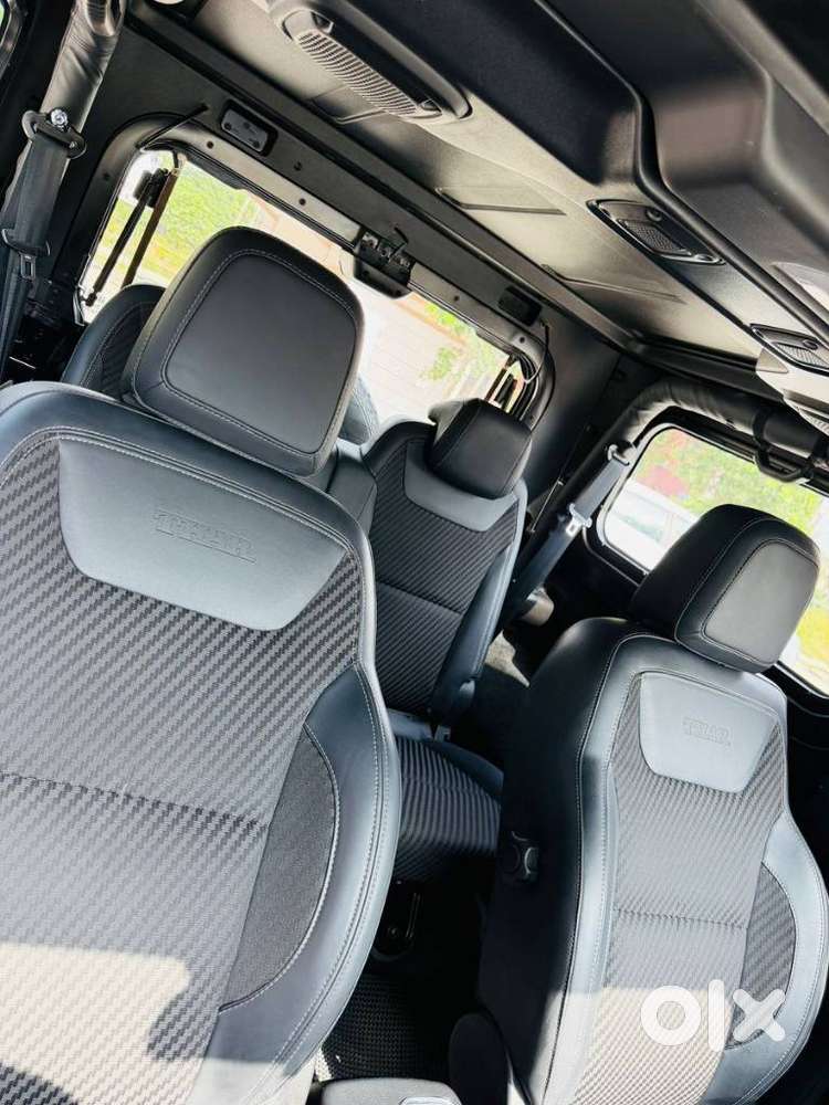 Mahindra Thar, 2022, Petrol