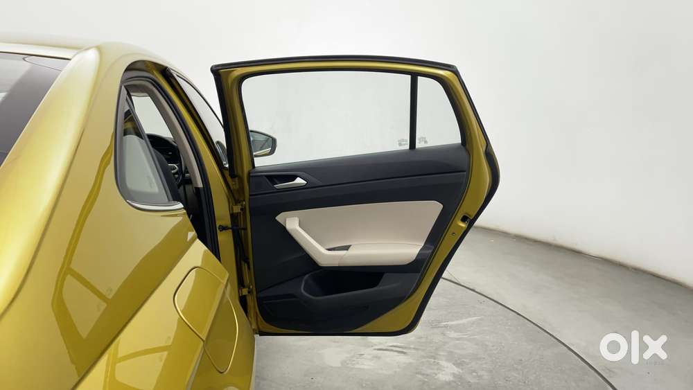 Volkswagen Virtus 1.0 Topline Tsi At, 2022, Petrol