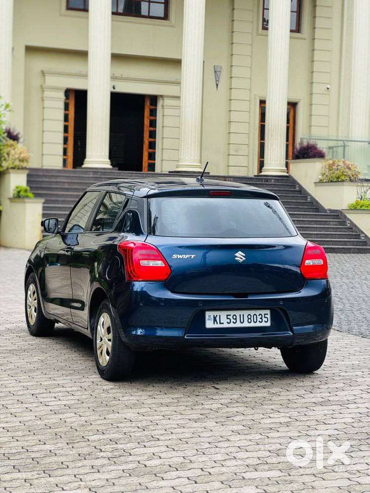 Maruti Suzuki Swift Vxi + Manual, 2019, Petrol