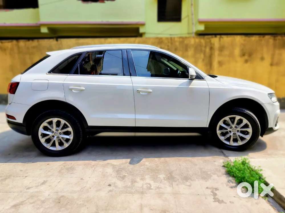 Audi Q3 Premium 2016 Doctor's Self Driven Automatic Showroom Condition