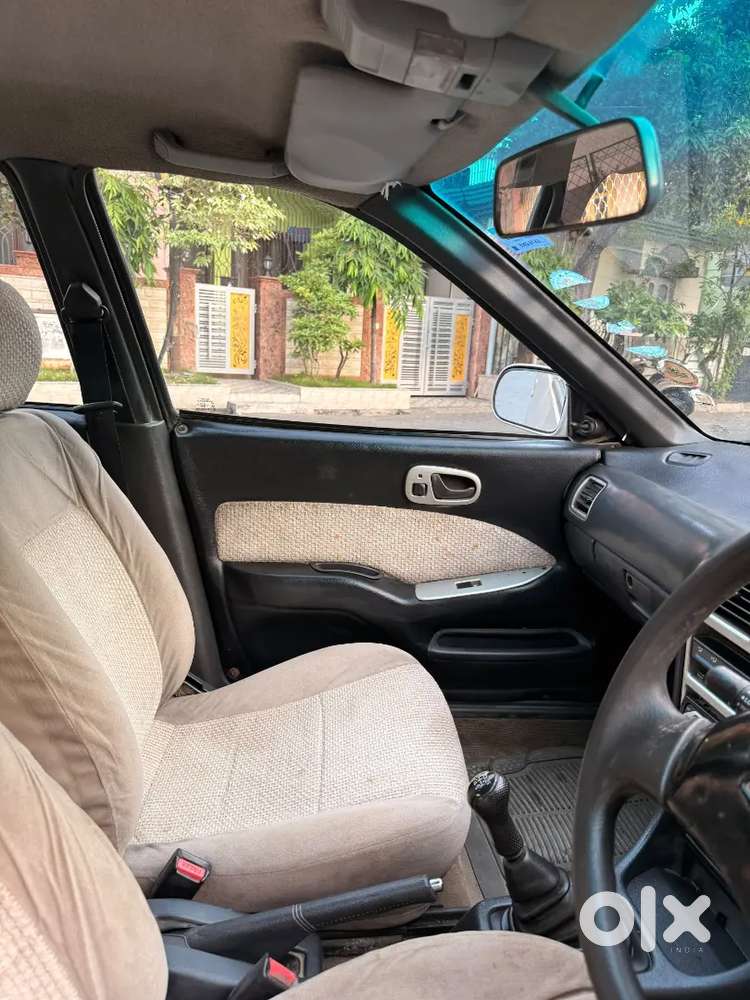 Maruti Esteem Vx 2006