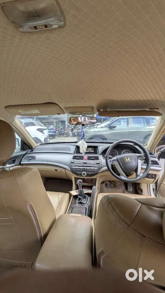 Accord Car Ok Hai Koi Kaam Nahi H Kcar Mein