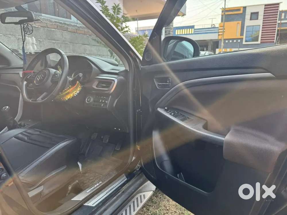 Maruti Suzuki Brezza 2024 Petrol 26000 Km Driven