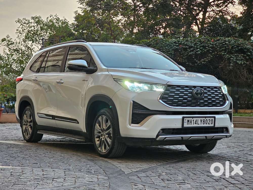 Toyota Innova Hycross 2.0 Zx (o) Hybrid 7 Str, 2024, Petrol