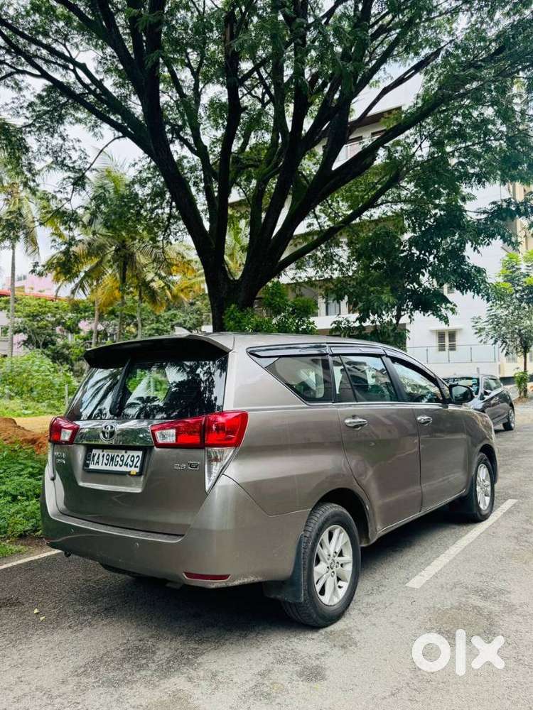 Toyota Innova Crysta 2.8 Gx At, 2017, Diesel