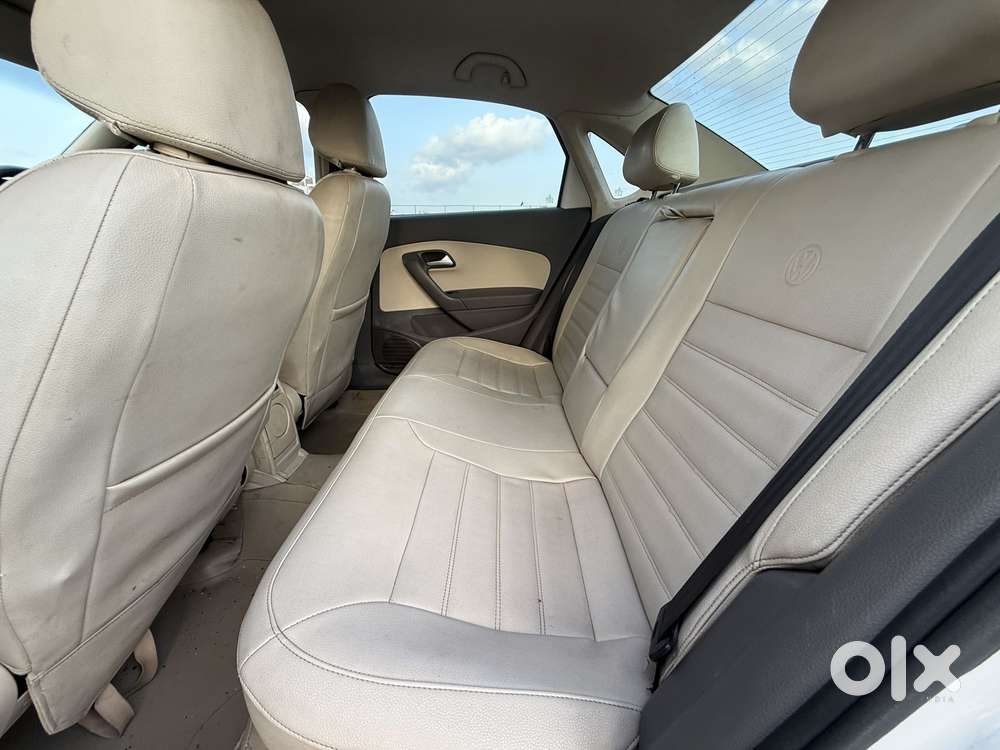 Volkswagen Vento Petrol Highline At, 2015, Petrol