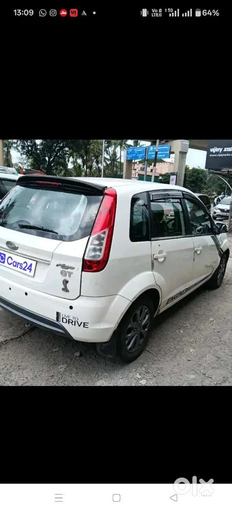 Ford Figo 1.2 Petrol 2015