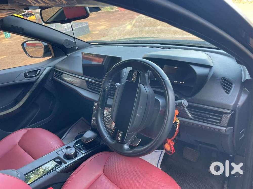Tata Nexon Ev Empowered 45 Red Dark Edition, Top Model