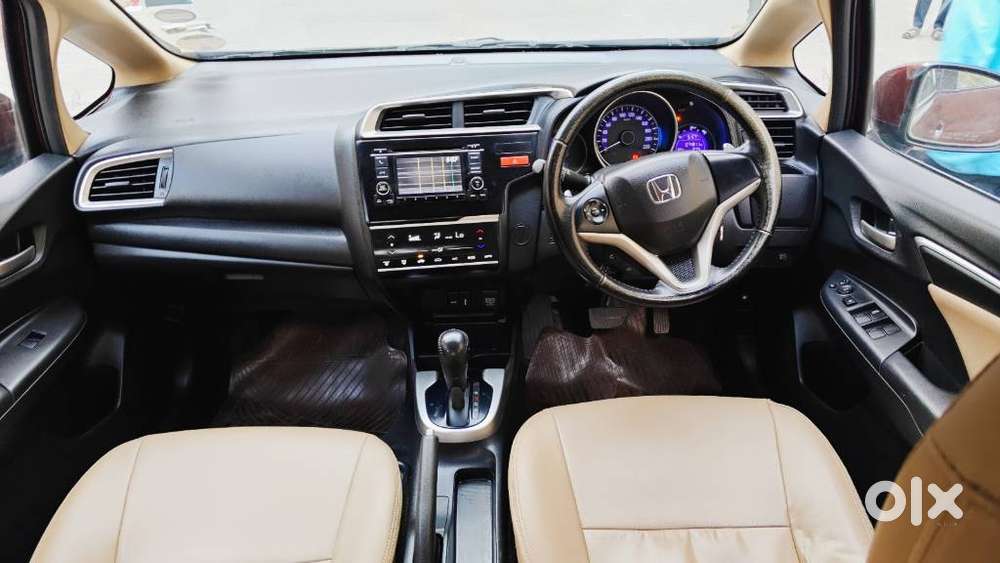 Honda Jazz V Automatic, 2015, Petrol
