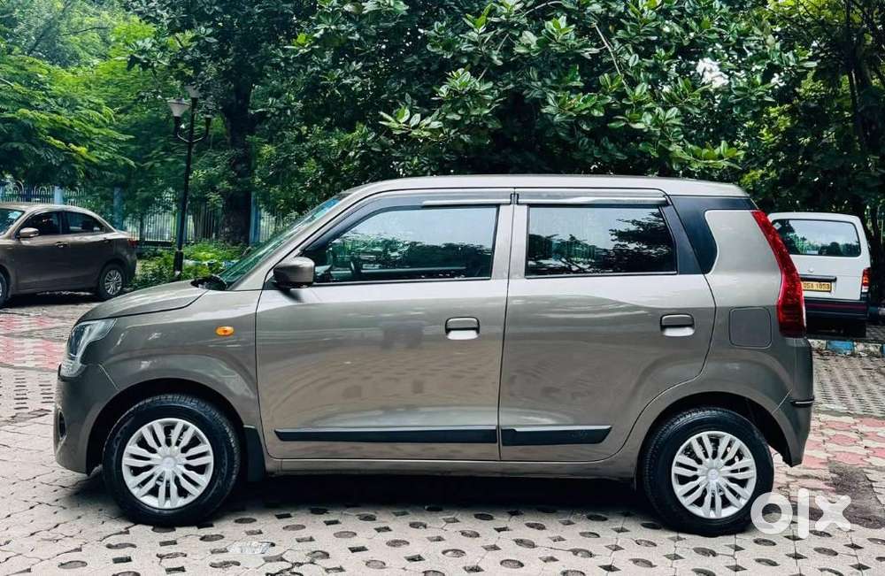Maruti Suzuki Wagon R Vxi Amt1.2, 2021, Petrol