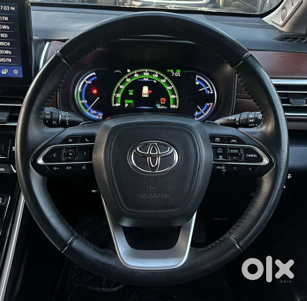 Toyota Innova Hycross 2.0 Zx (o) Hybrid 7 Str, 2024, Petrol