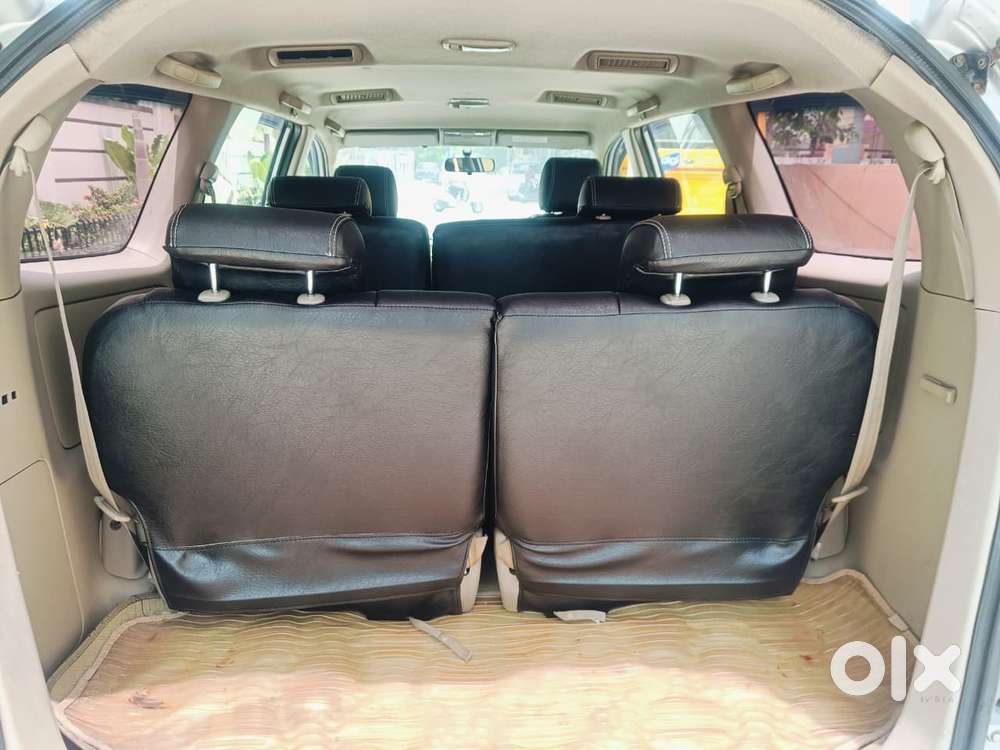 Toyota Innova 2.5 Z Diesel 7 Seater Bs Iv, 2014, Diesel