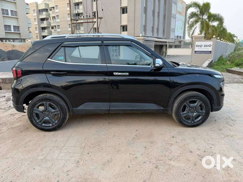 Hyundai Venue, 2024, Petrol