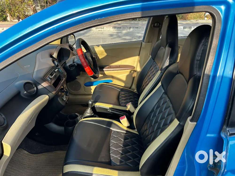 Honda Brio 2013 2nd Owner Petrol Manual