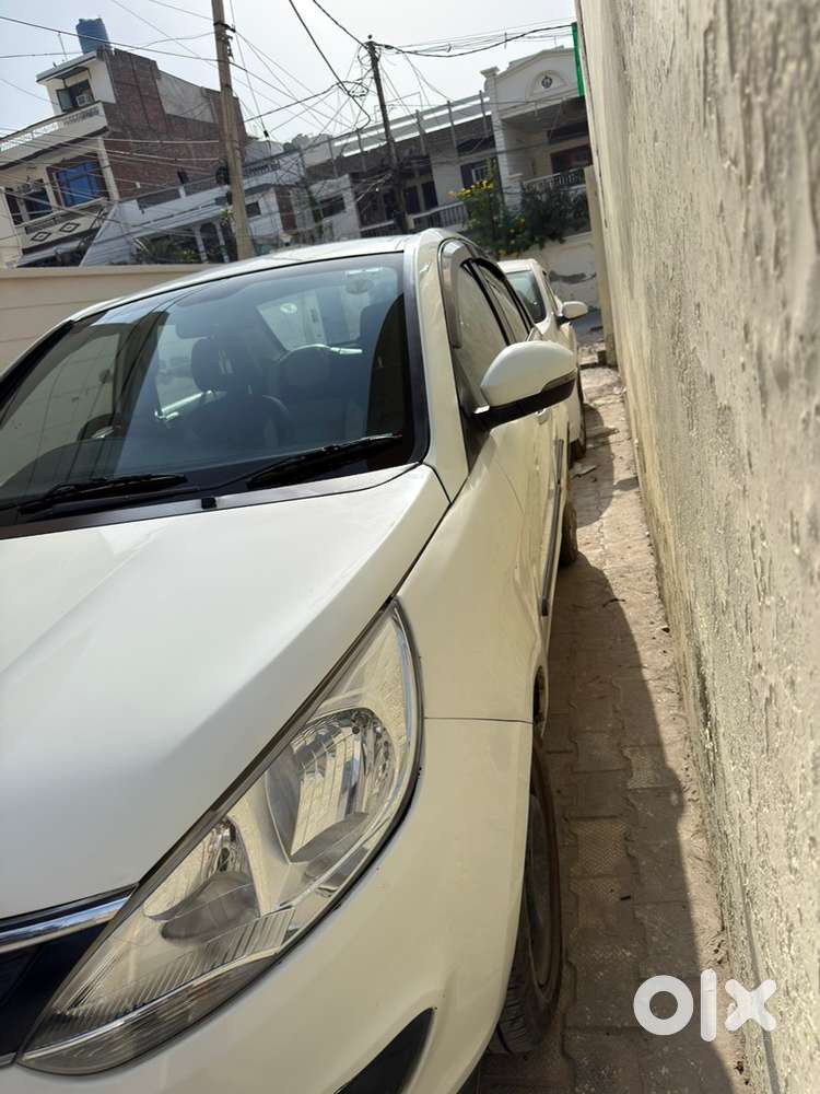 Tata Zest Petrol Manual 2017