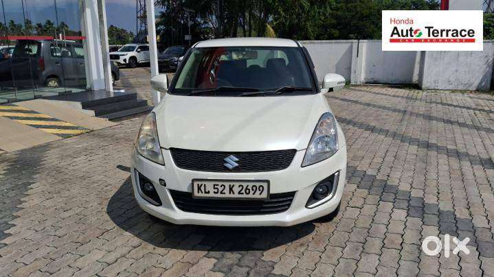 Maruti Suzuki Swift Vxi 1.2 Abs Bs-iv, 2016, Petrol