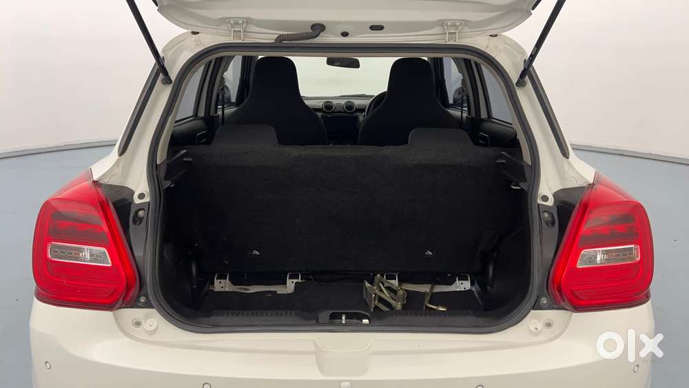 Maruti Suzuki Swift 1.3 Lxi, 2020, Petrol