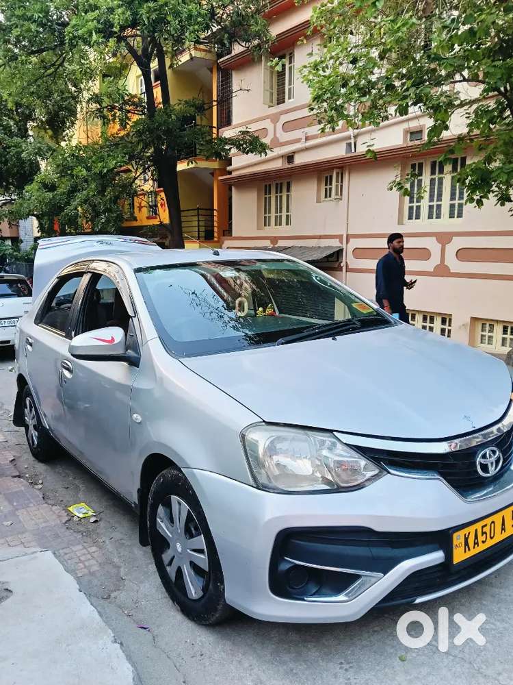 Toyota Etios Cross 2017