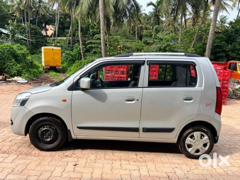 Maruti Suzuki Wagon R Vxi 1.0, 2012, Petrol