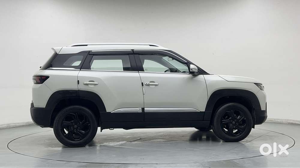 Maruti Suzuki Vitara Brezza 1.5 Zxi At, 2023, Petrol