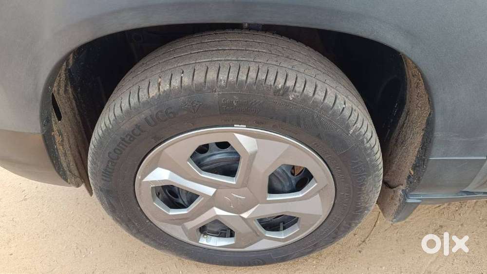 Maruti Suzuki Brezza 1.5 Vxi Smart Hybrid, 2022, Petrol