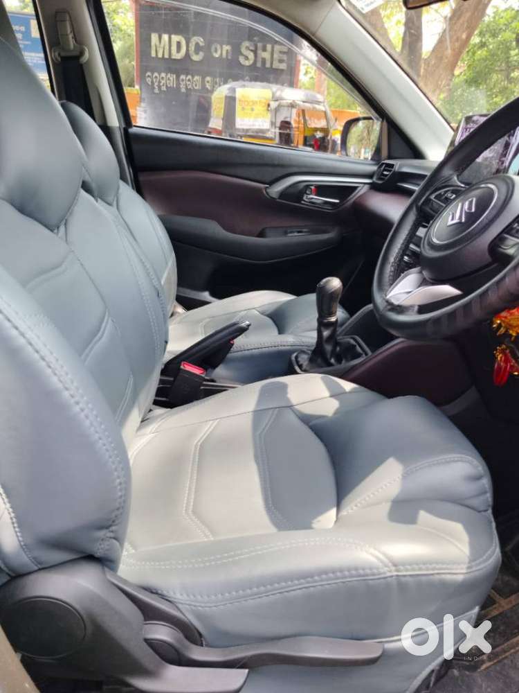 Maruti Suzuki Grand Vitara 1.5 Delta Smart Hybrid At, 2023, Petrol