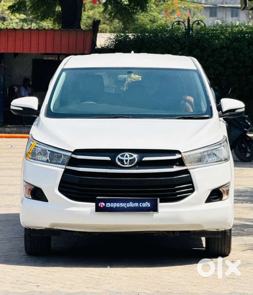 Toyota Innova Crysta G 8 Str, 2017, Diesel