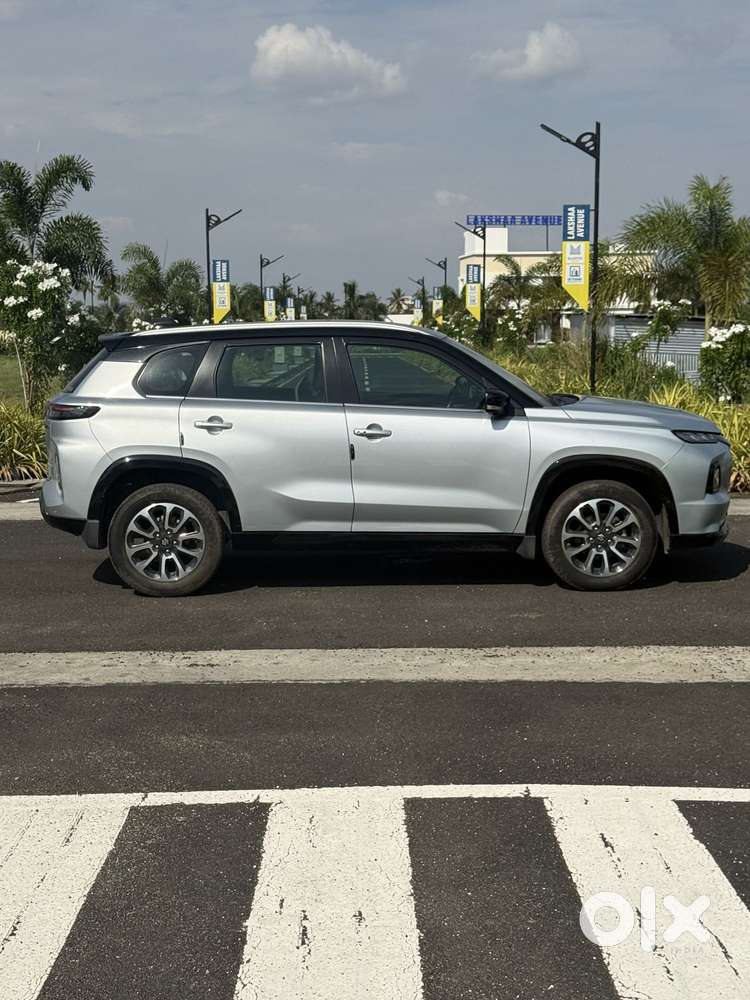 Maruti Suzuki Grand Vitara 1.5 Alpha Smart Hybrid Allgrip, 2024, Cng..