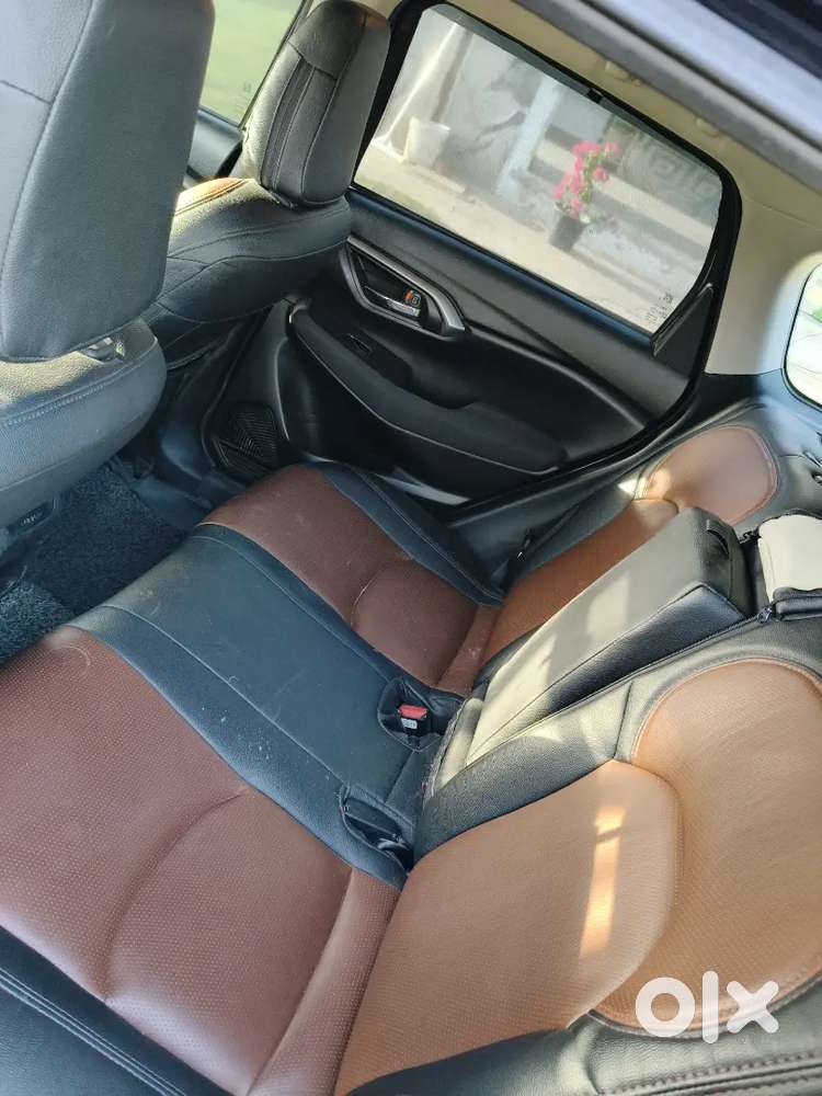 Hyryder , Black Colour, With Ppf