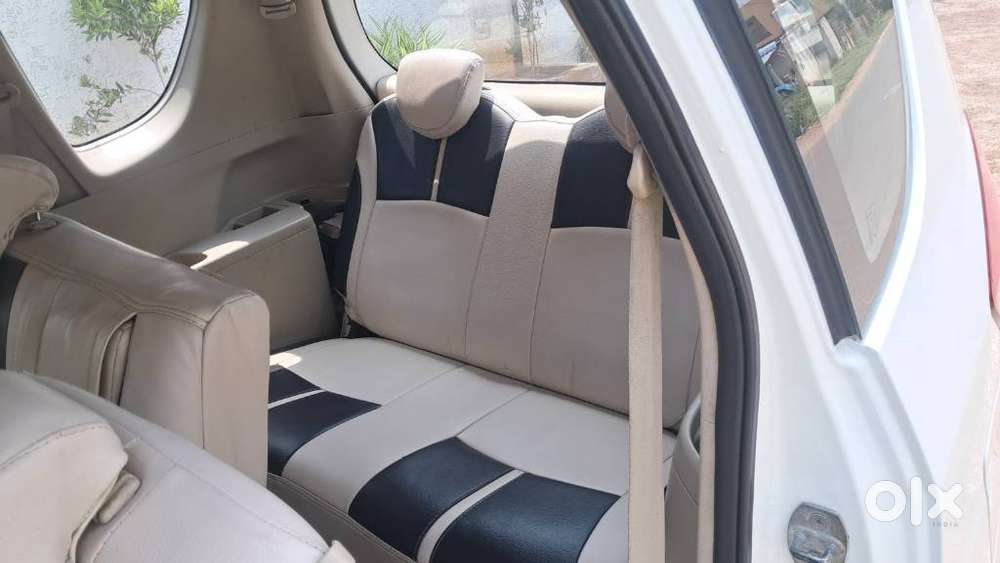 Maruti Suzuki Ertiga Vdi Shvs, 2015, Diesel
