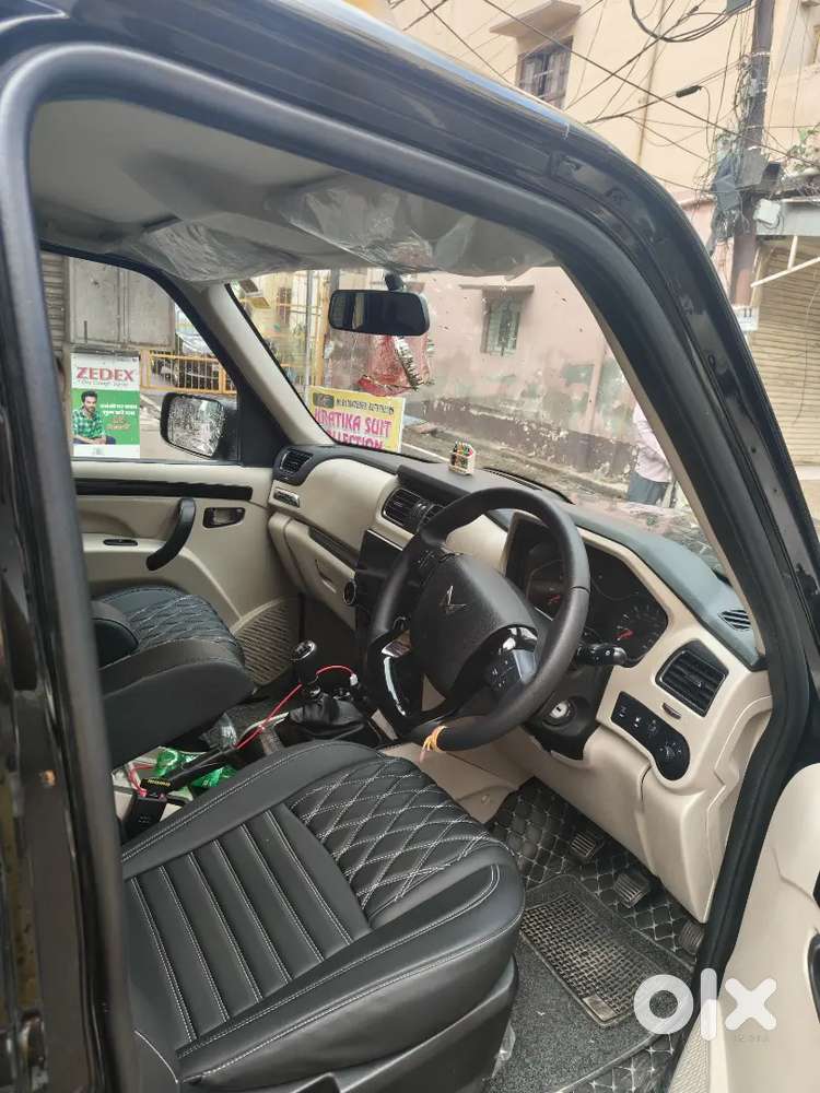Mahindra Scorpio Classic 2026 Diesel 7500 Km Driven