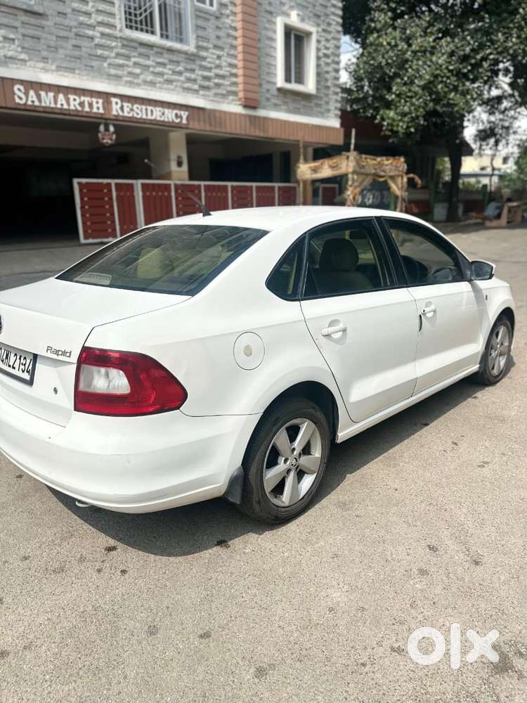 Skoda Rapid 1.6 Mpi Ambition, 2012, Diesel