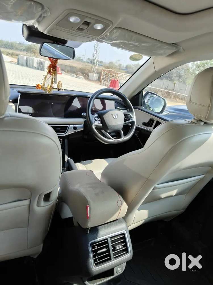 Mahindra Xuv700 Diesel 2023