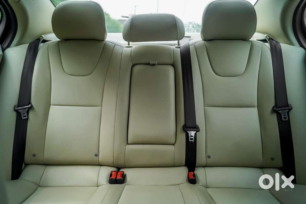 Volvo S60 D4 Momentum, 2018, Diesel