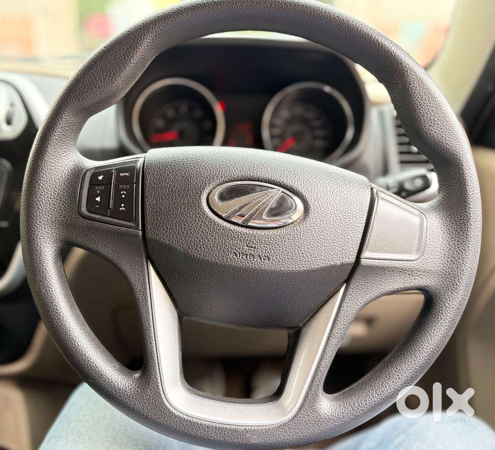 Mahindra Tuv 300 T10 Opt, 2018, Diesel