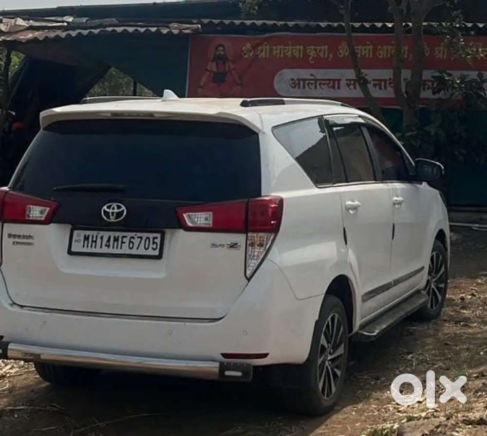 Toyota Innova Crysta 2025 Variant