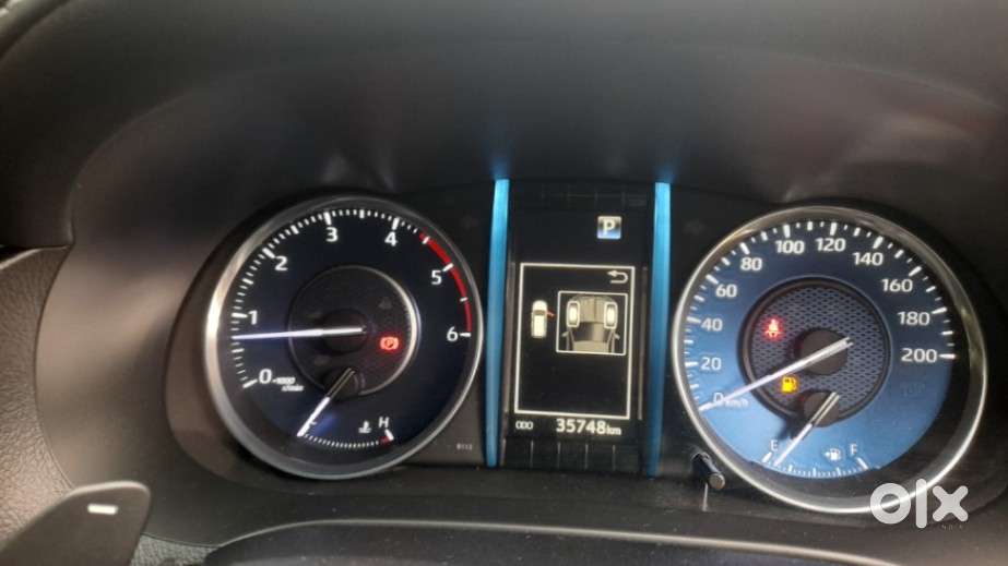 Toyota Fortuner 4X2 AT 2.8 Diesel, 2023, Diesel