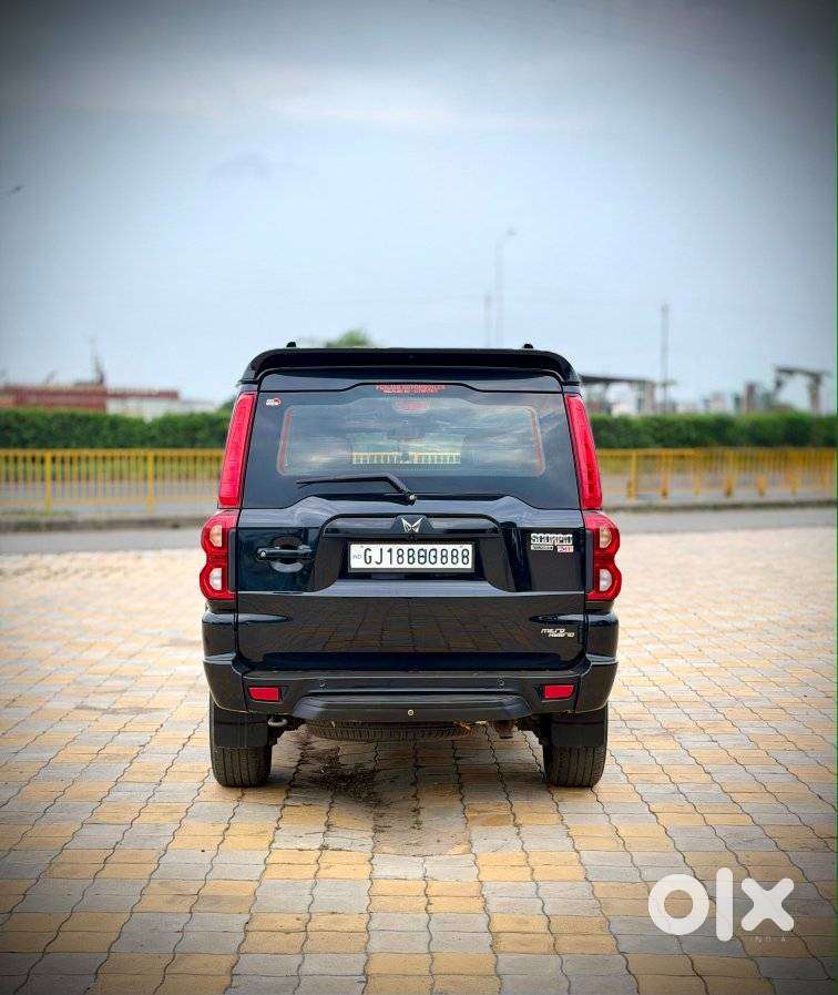 Mahindra Scorpio S11 Mt 7s, 2023, Diesel