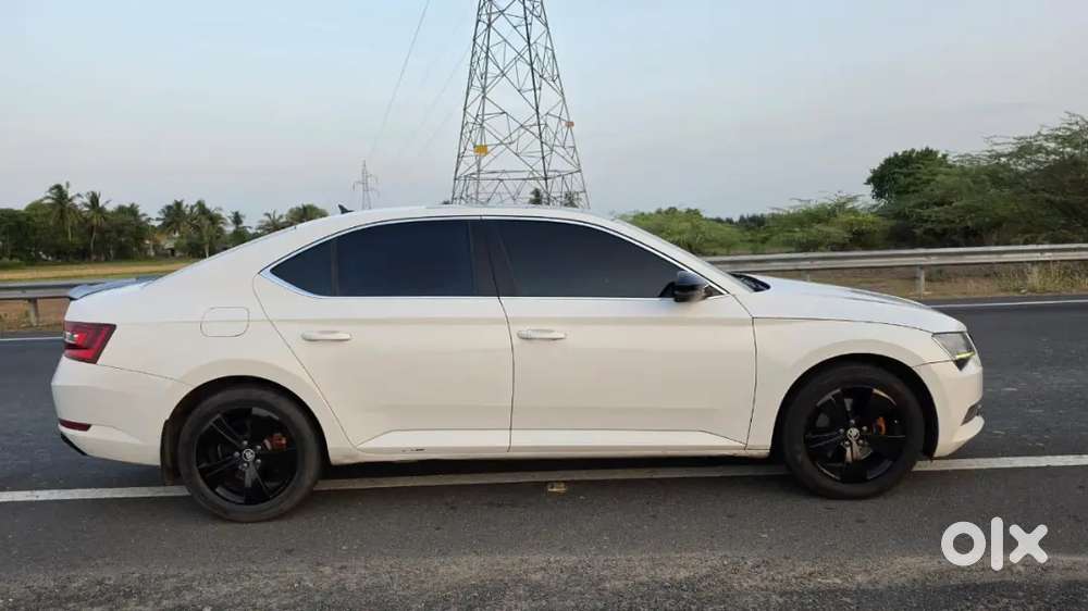 Skoda Superb Style 2016 Petrol Manual