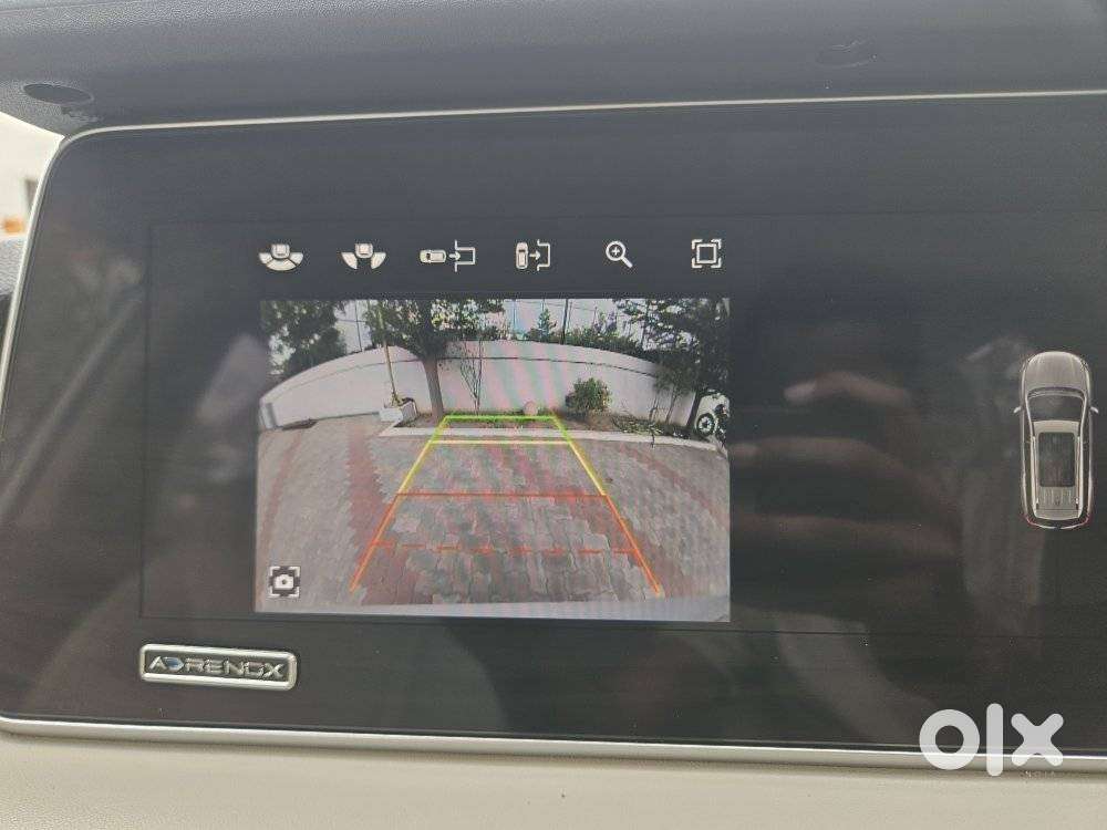 Mahindra Xuv700 2.2 Ax 7 Diesel Mt Str, 2025, Diesel