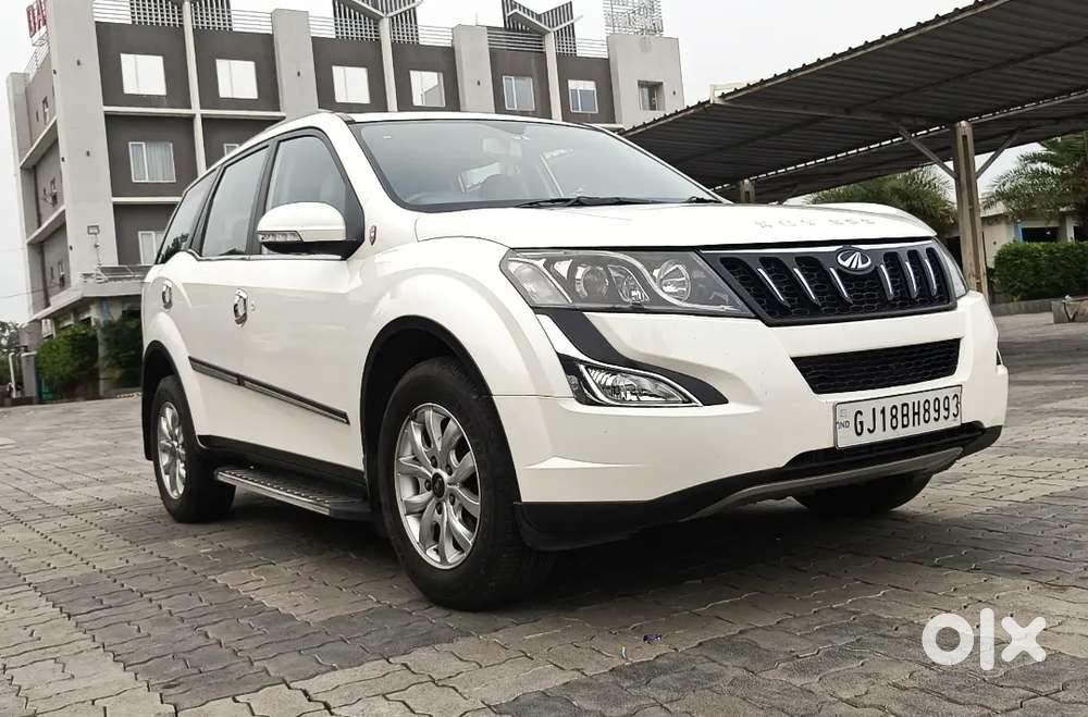 Mahindra Xuv500 Fwd W10 2017 Diesel 50000 Km Driven First Owner