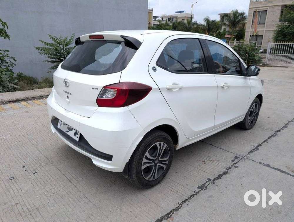 Tata Tiago 1.2 Revotron Xt Cng, 2023, Cng & Hybrids