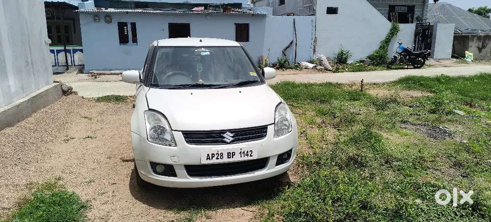 Maruti Dzire Tour S 11