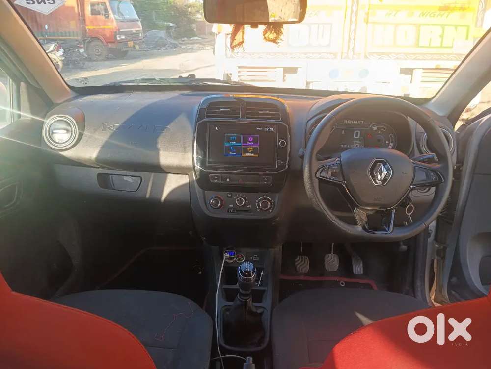 “2025 Kwid Rxt Cng  4500 Km  Single Owner  Like New”
