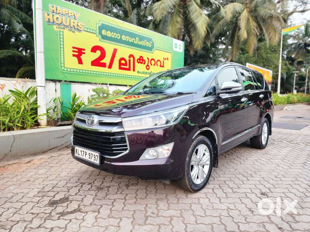 Toyota Innova Crysta 2.8 Gx At, 2016, Petrol