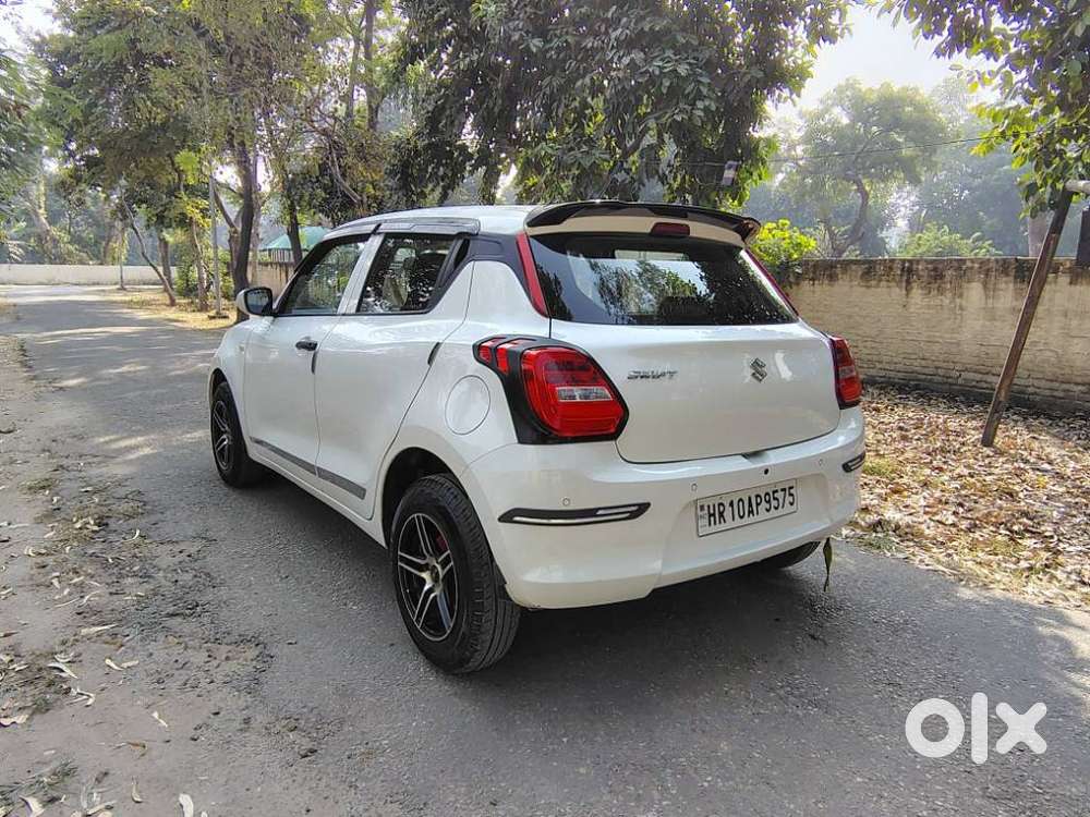 Maruti Suzuki Swift Lxi Optional-o, 2022, Petrol