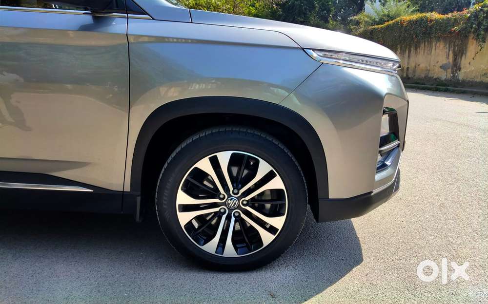 Mg Hector Plus Sharp Pro 1.5 Turbo Petrol Cvt 7 Str, 2023, Petrol