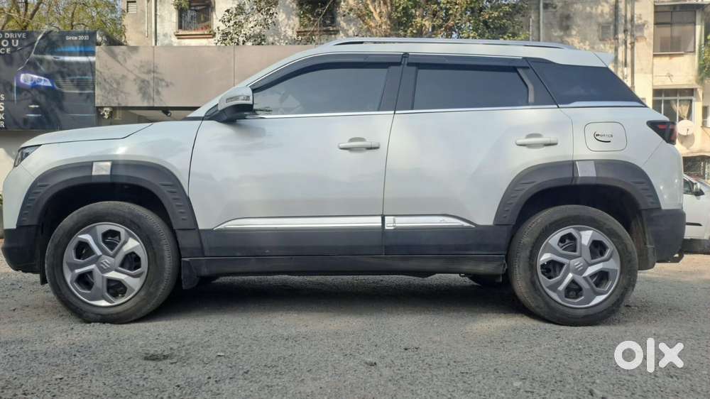 Maruti Suzuki Brezza 1.5 Lxi Smart Hybrid, 2024, Petrol