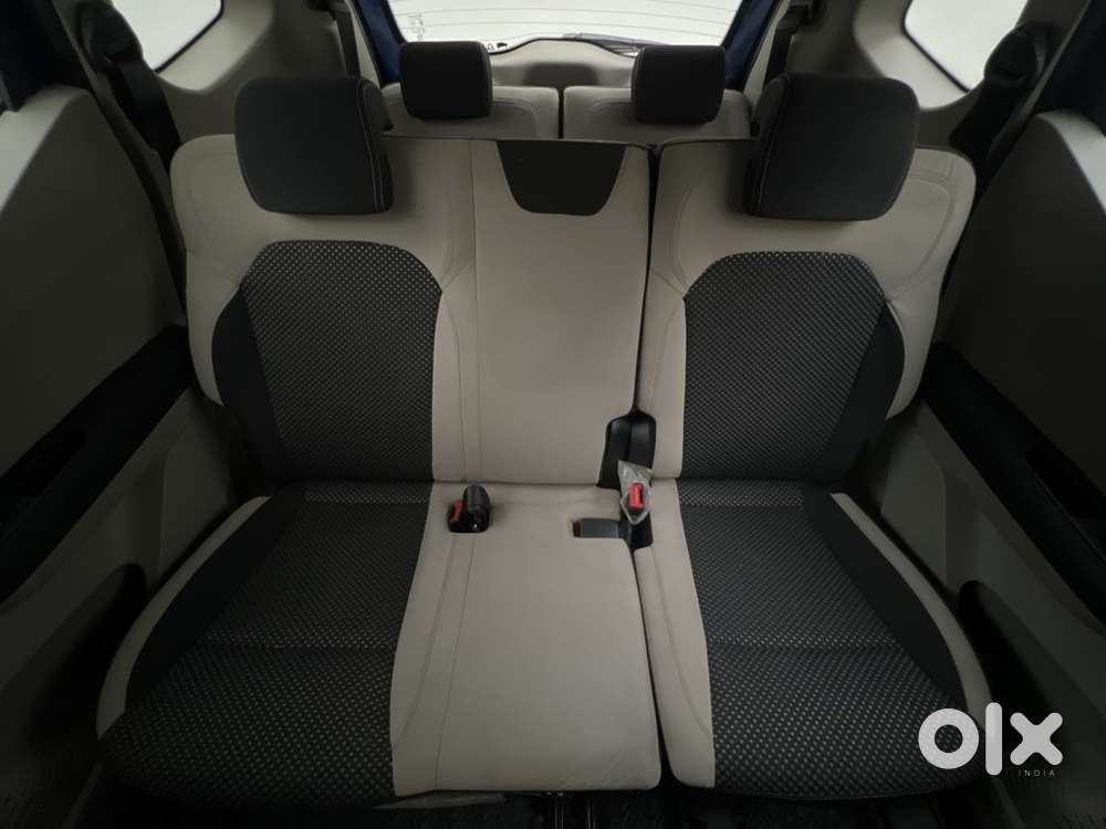 Renault Triber Rxz, 2021, Petrol